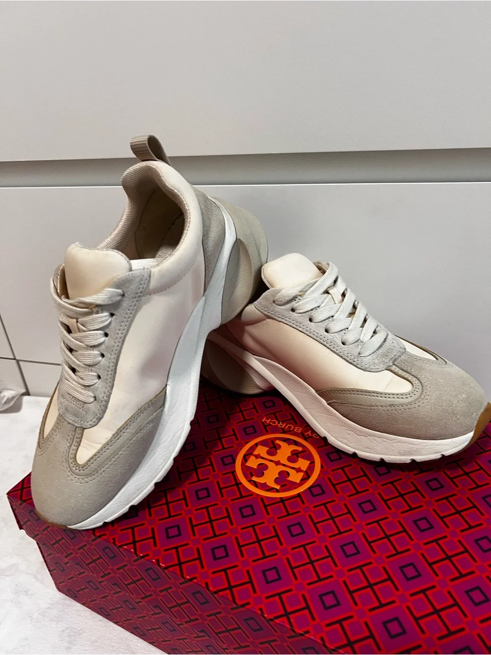 Tory Burch authentic tory